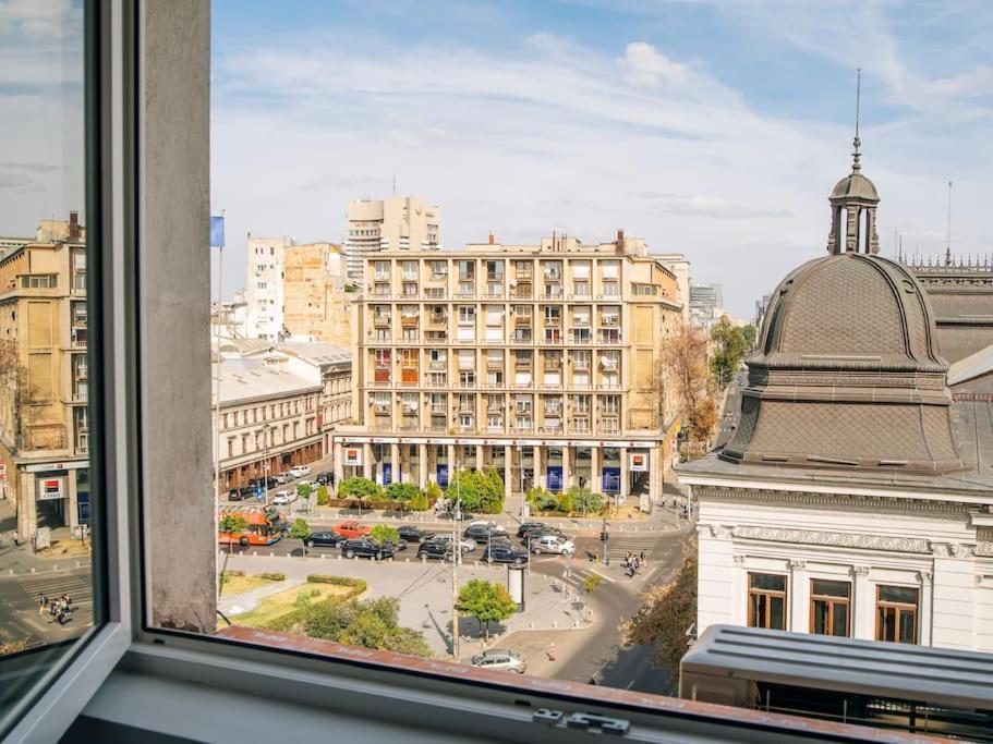 Апартаменты Amazing Location - Superb View - Old Town Бухарест Экстерьер фото